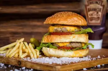 Burger & Strip