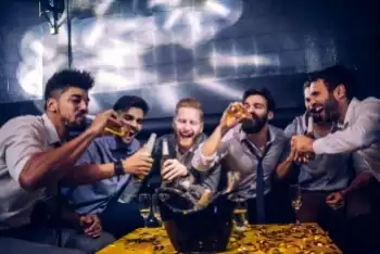 Package The Full Monty 